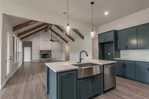 10008 Valley Oak Ct Ln, Springtown, TX 76082 - Photo 10