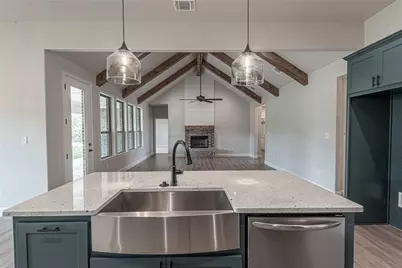 10008 Valley Oak Ct Lane, Springtown, TX 76082 - Photo 12