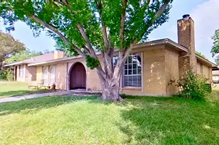 527 Crowley Rd, Arlington, TX 76012 - Photo 6