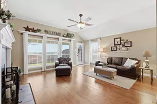 6940 Shoreway Dr, Grand Prairie, TX 75054 - Photo 14