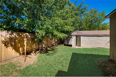 2314 S Hampton Road, Dallas, TX 75224 - Photo 10