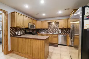 595 Navajo Rd, Whitesboro, TX 76273 - Photo 6