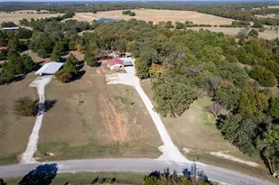 595 Navajo Rd, Whitesboro, TX 76273 - Photo 30