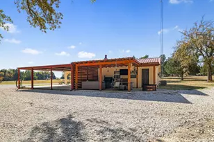 595 Navajo Rd, Whitesboro, TX 76273 - Photo 2