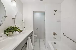 9262 Forest Hills Blvd, Dallas, TX 75218 - Photo 18