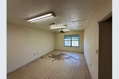 1546 Oakbrook Street, Lancaster, TX 75134 - Photo 12