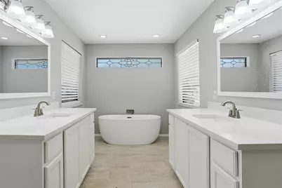 2212 Valcourt Drive, Plano, TX 75023 - Photo 8