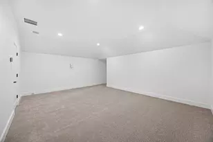 8730 Rexford Dr, Dallas, TX 75209 - Photo 18