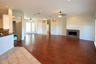 7410 Woodsprings Dr, Garland, TX 75044 - Photo 8