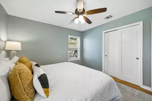 10253 San Juan Ave, Dallas, TX 75228 - Photo 16