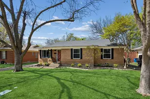 10253 San Juan Ave, Dallas, TX 75228 - Photo 2