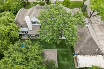 6717 Meadow Lake Avenue, Dallas, TX 75214 - Photo 38