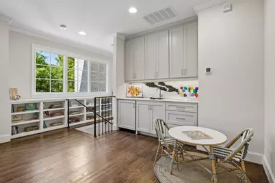 6717 Meadow Lake Avenue, Dallas, TX 75214 - Photo 32