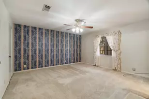 695 20th St NE, Paris, TX 75460 - Photo 12