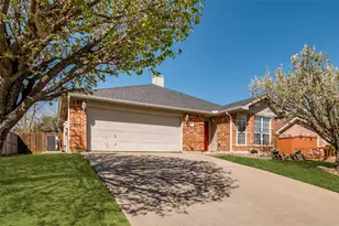 5427 Dove Dr, Dallas, TX 75236 - Photo 2