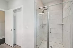 656 Bishop Heights Ln, Dallas, TX 75208 - Photo 16