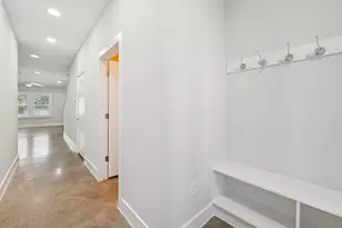 656 Bishop Heights Ln, Dallas, TX 75208 - Photo 10