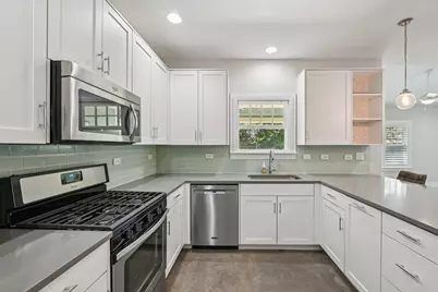 656 Bishop Heights Lane, Dallas, TX 75208 - Photo 8
