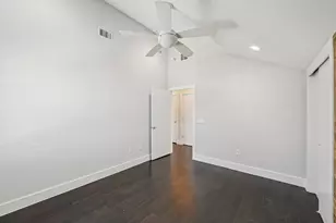656 Bishop Heights Ln, Dallas, TX 75208 - Photo 18