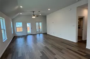 949 Schuberts Rd, Fort Worth, TX 76247 - Photo 8