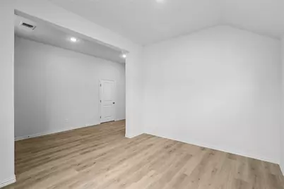 949 Schuberts Road, Fort Worth, TX 76247 - Photo 14