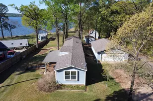 2781 Lake Breeze Dr, Chandler, TX 75758 - Photo 2