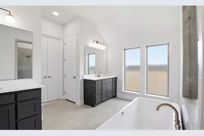 104 Enclave Drive, Lakewood Village, TX 75068 - Photo 14