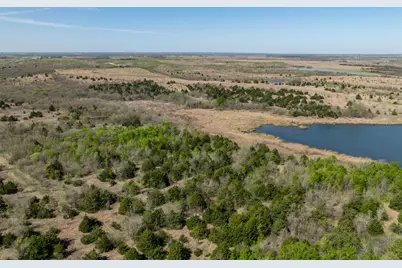 930 Lakeside Drive, Avalon, TX 76623 - Photo 6