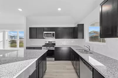 812 Whitmore Drive, Princeton, TX 75071 - Photo 4