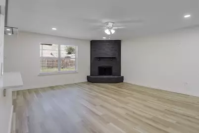 3813 Arnold Drive, Fort Worth, TX 76140 - Photo 2