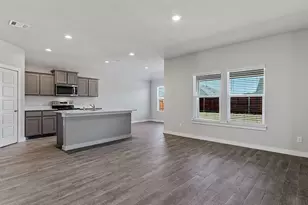 2816 Hawk Dr, Denton, TX 76205 - Photo 10