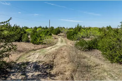 843 Lake Ridge Road, Avalon, TX 76623 - Photo 2