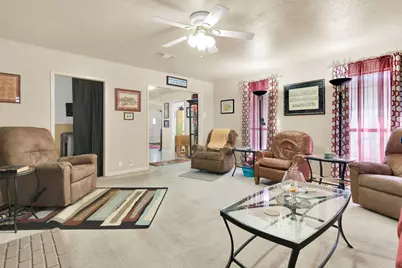 616 Kessler Boulevard, Sherman, TX 75092 - Photo 12