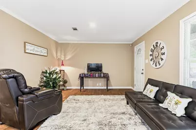 1825 N Highland Avenue, Sherman, TX 75092 - Photo 4