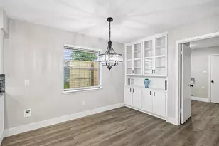 1702 Northcrest Dr, Arlington, TX 76012 - Photo 14