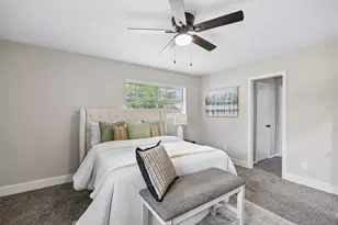 1702 Northcrest Dr, Arlington, TX 76012 - Photo 16