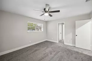 1702 Northcrest Dr, Arlington, TX 76012 - Photo 20