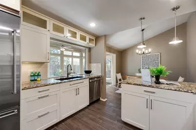 7844 High Oaks Circle, Dallas, TX 75231 - Photo 2