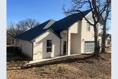 504 Bellaire Circle, Mineral Wells, TX 76067 - Photo 1