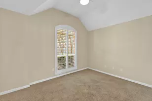 6705 Marie Weldon Ct, Arlington, TX 76001 - Photo 18