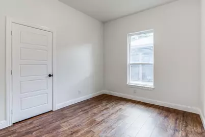 3423 S Harwood Street, Dallas, TX 75215 - Photo 10