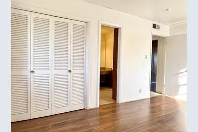 1102 N Edwards Court, Irving, TX 75062 - Photo 18