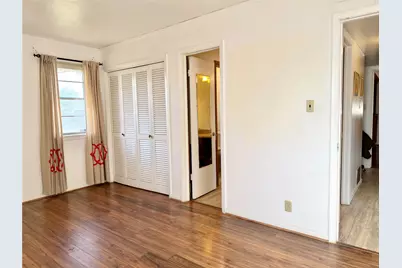 1102 N Edwards Court, Irving, TX 75062 - Photo 16