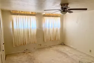 1102 N Edwards Ct, Irving, TX 75062 - Photo 34