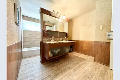 1102 N Edwards Court, Irving, TX 75062 - Photo 28