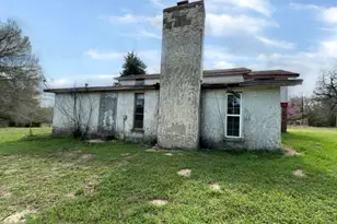 620 Sundown Rd, Caldwell, TX 77836 - Photo 2