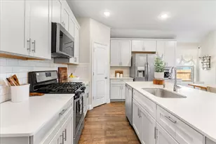 3605 Brahman Ct, McKinney, TX 75071 - Photo 4