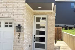 631 N Tyler St, Dallas, TX 75208 - Photo 2