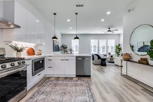 631 N Tyler St, Dallas, TX 75208 - Photo 10