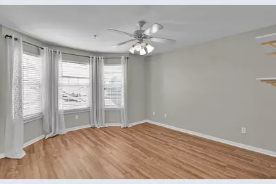 1701 S 12th Street #1204, Waco, TX 76706 - Photo 16